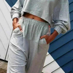 Movement Free People Small
Heathered Gray Surfside Straight-leg
Pants XS